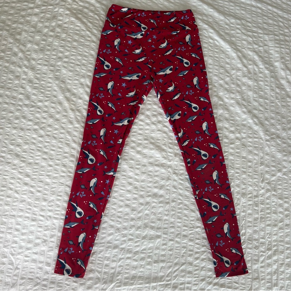 LuLaRoe Shark Print Leggings, Red, OS